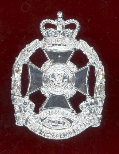 7th Bn. P.W.O. West Yorkshire Regt (Leeds Rifles) staybright cap badge