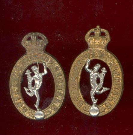 Royal Corps of Signals OR's collar badges