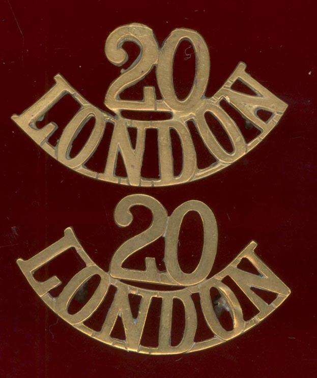 20 / LONDON WW1 Greatcoat shoulder titles