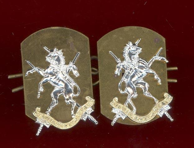 Scottish The Queen's Own Lowland Yeomanry staybright collar badges