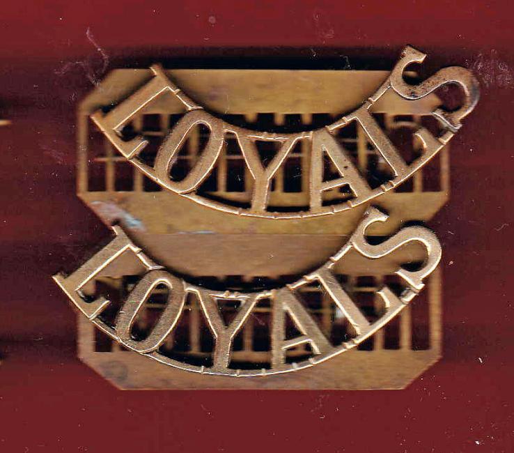 LOYALS The Loyal Regiment OR's shoulder titles