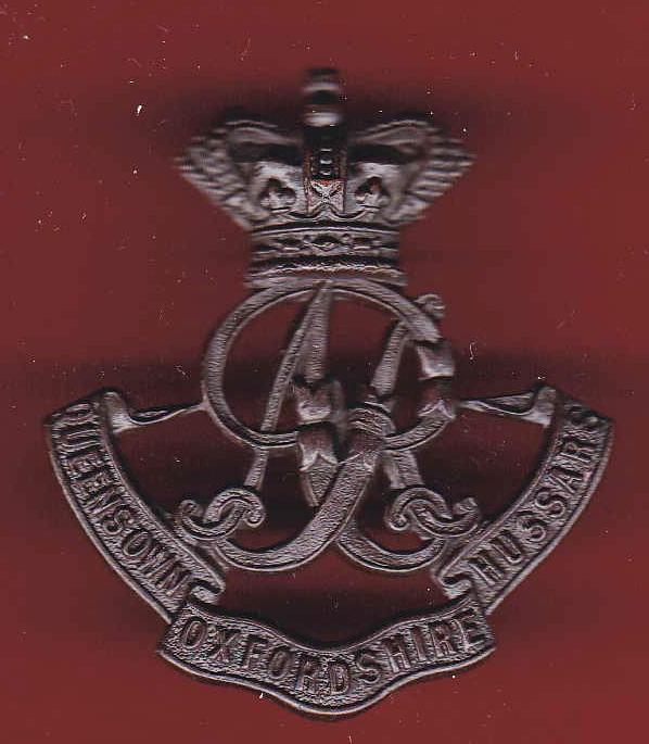 Queens Own Oxfordshire Hussars bronze cap badge