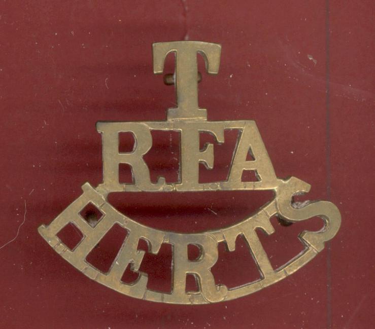 T / RFA / HERTS scarce Royal Field Artillery shoulder title