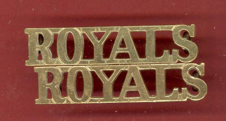 ROYALS 1st Royal Dragoons shoulder titles