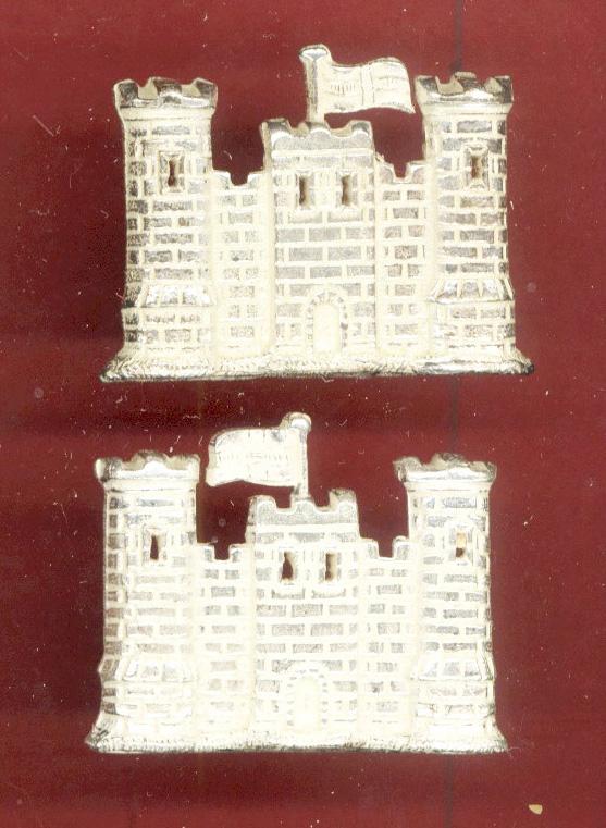 5th Royal Inniskilling Dragoon Guards Officer's collar badges