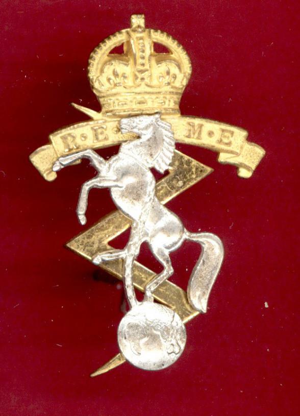 Royal Electrical Mechanical Engineers Officer's cap badge