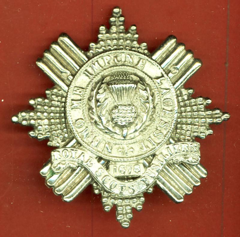 Scottish 1st Bn. Royal Scots Fusiliers Victorian Pipers feather bonnet badge