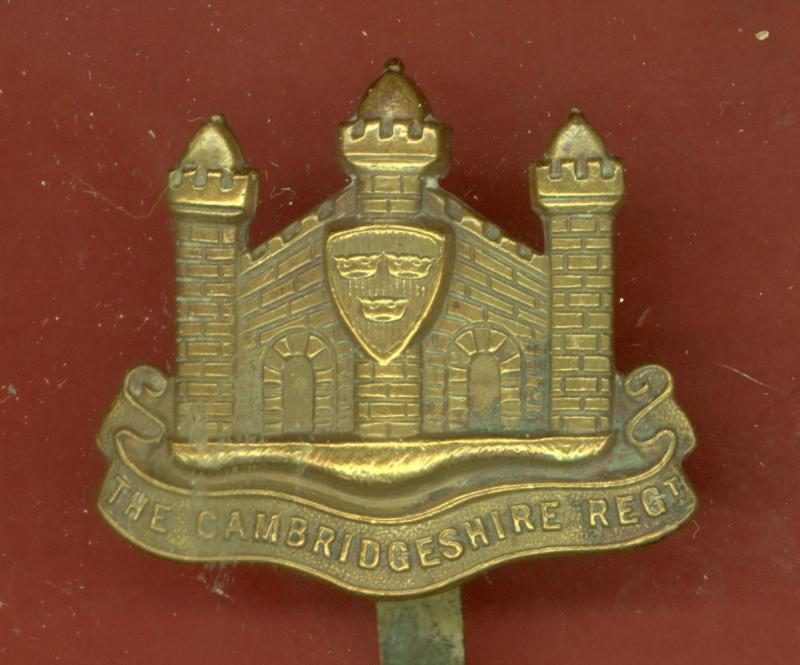 Cambridgeshire Regiment WW1 brass economy cap badge