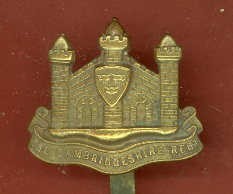 Cambridgeshire Regiment WW1 brass economy cap badge