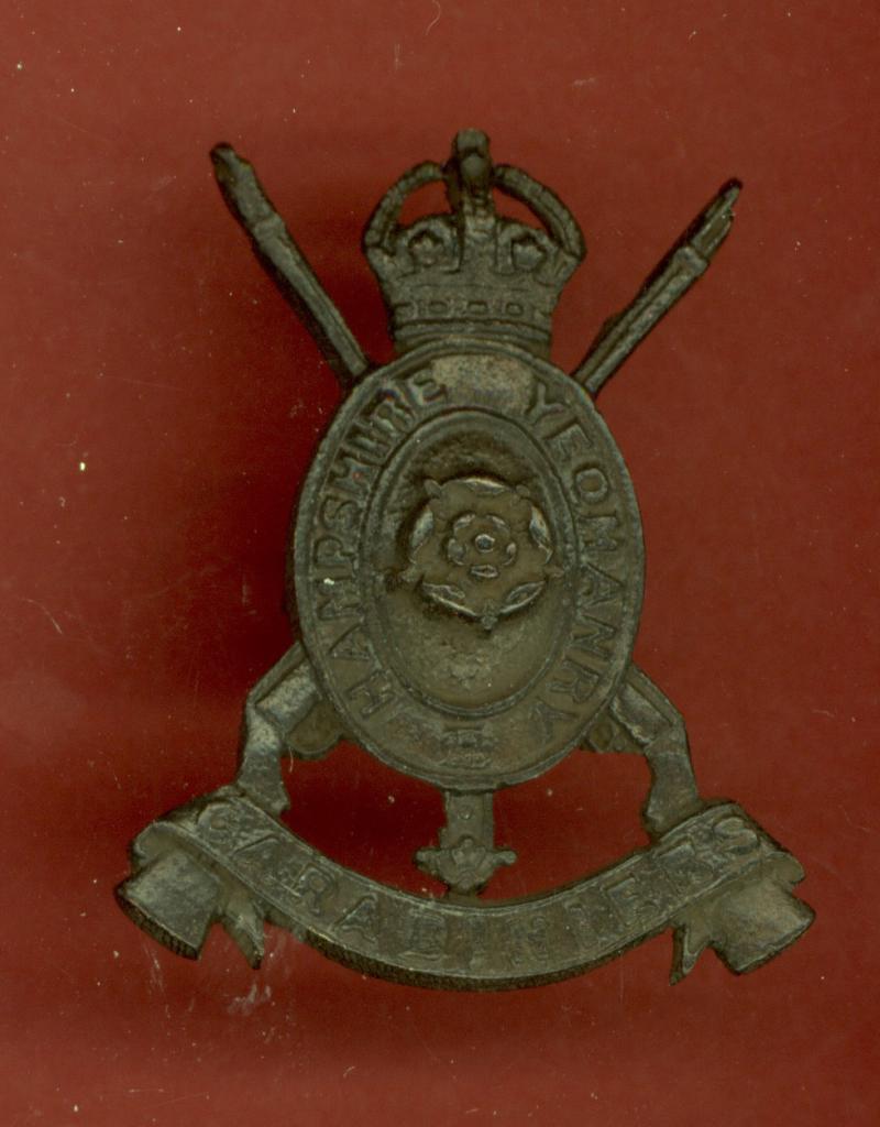 Hampshire Yeomanry Carabiniers WW1 Officer's OSD cap badge