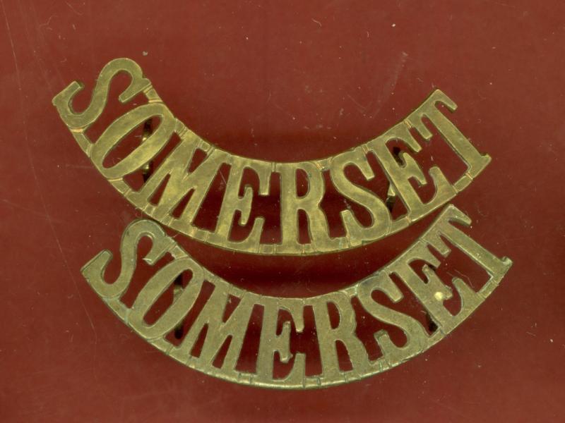 SOMERSET Somerset Light Infantry WW1 shoulder titles