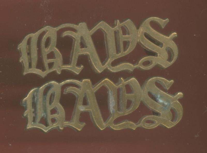 BAYS 2nd Dragoon Guards ,The Queens Bays shoulder titles