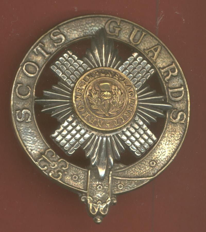 The Scots Guards Sergeant Pipers Glengarry badge
