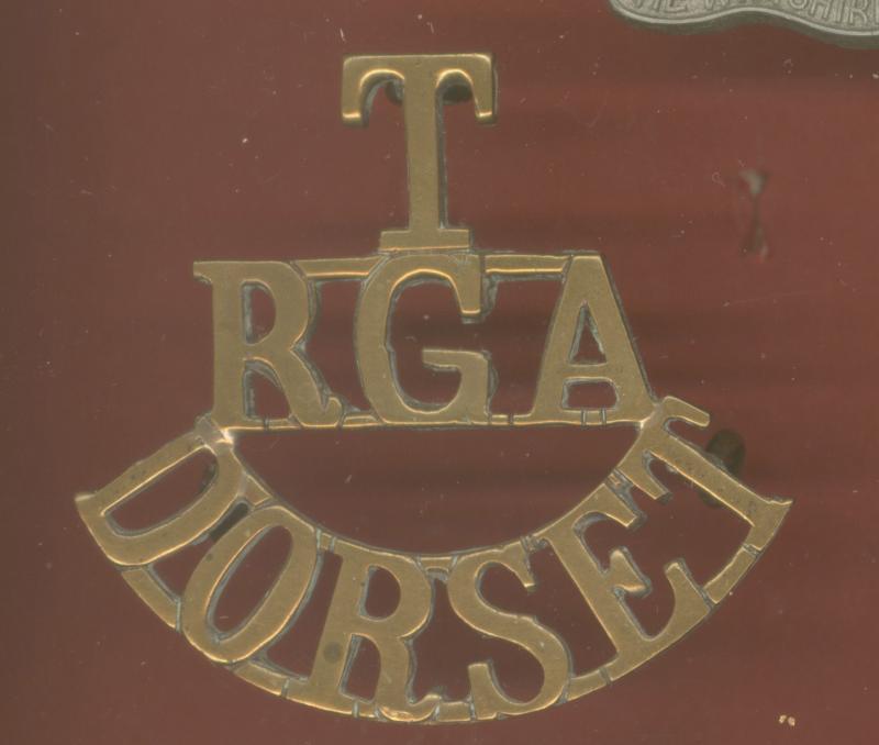 T / RGA / DORSET WW1 shoulder title