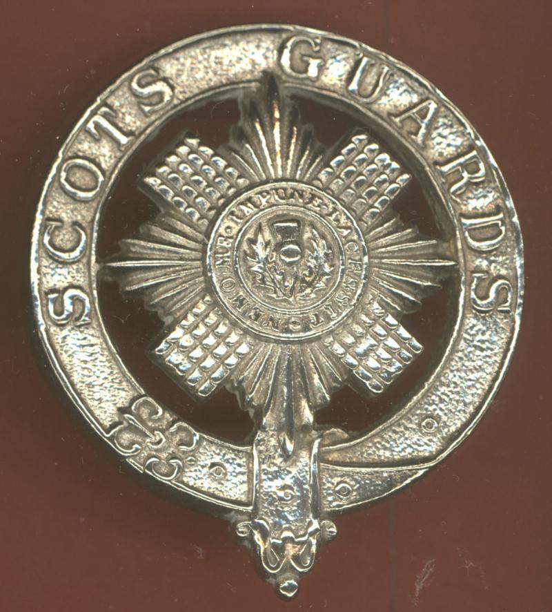 The Scots Guards Pipers  Glengarry badge