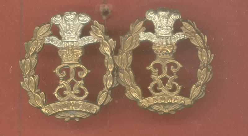 The Middlesex Regiment OR's collar badges