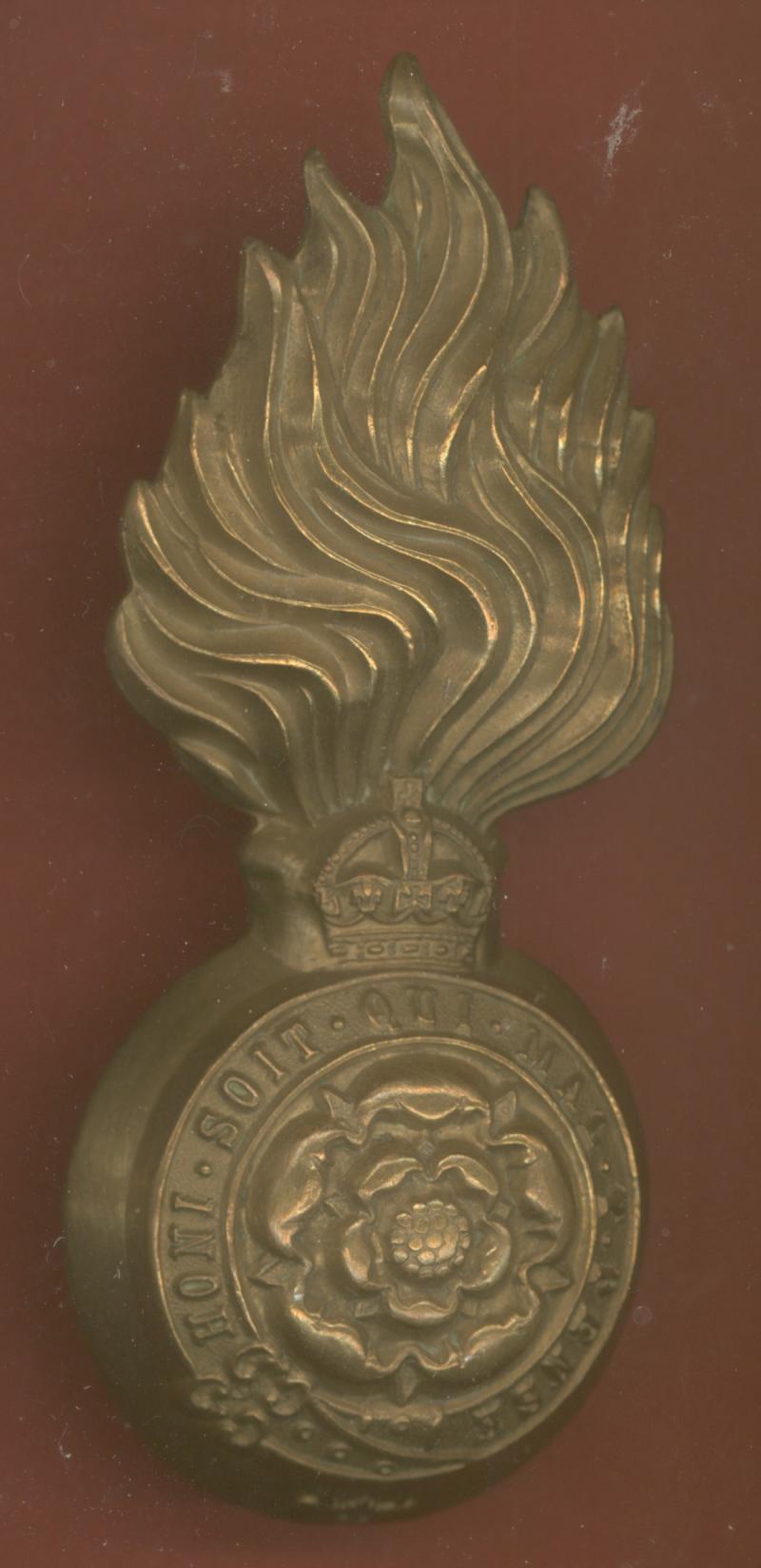 Royal Fusiliers City of London Regt. Edwardian OR's fur-cap grenade badge
