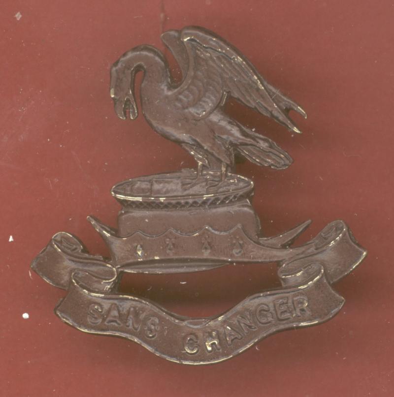 17th,18th,19th & 20th Bns. The King's Liverpool Regiment WW1 cap badge