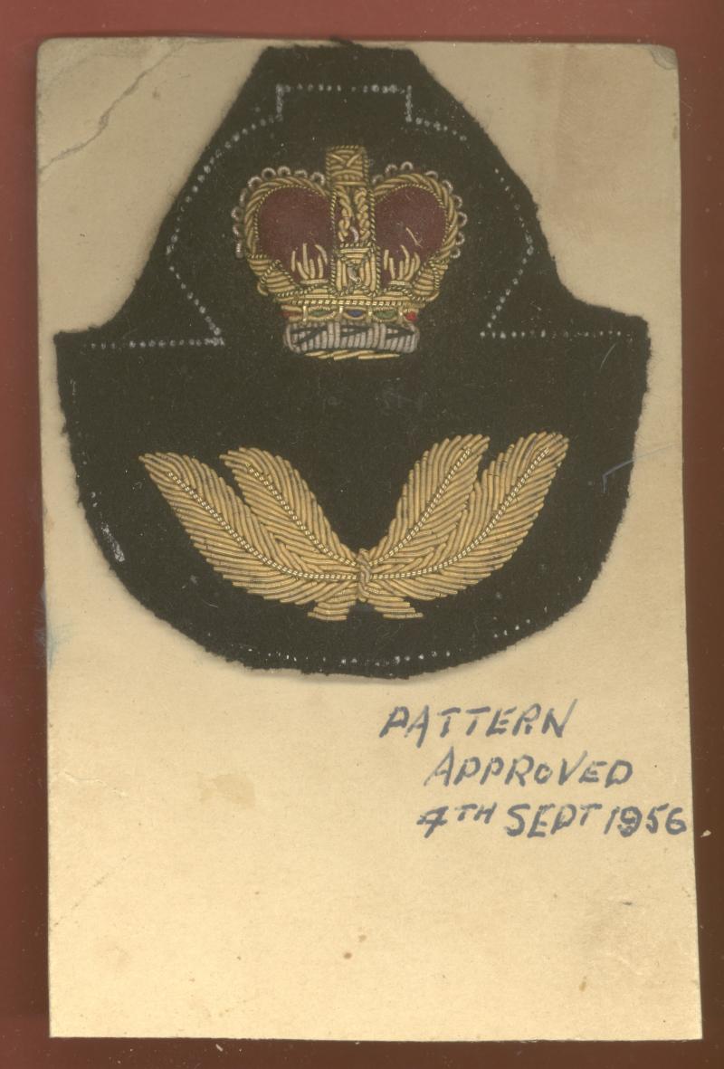 Royal Air Force Officer's forage cap badge pattern card