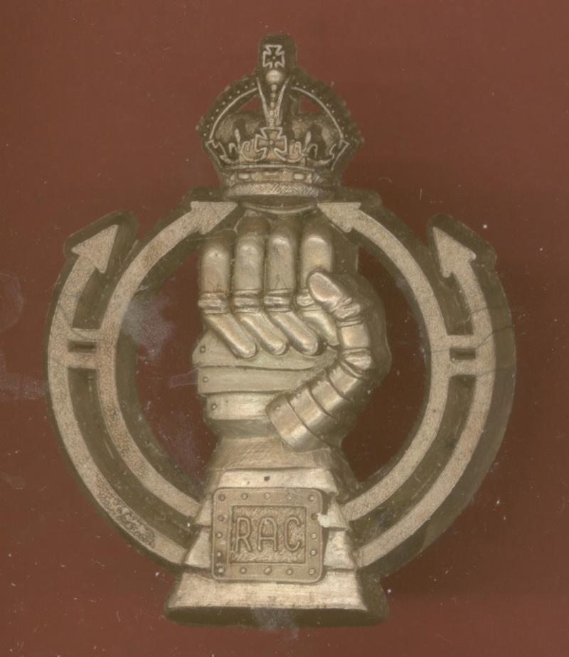 Royal Armoured Corps WW2 plastic economy cap badge