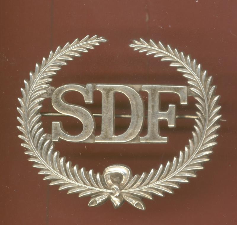 Sudan Defence Force  Officer's HM silver cap / pagri badge