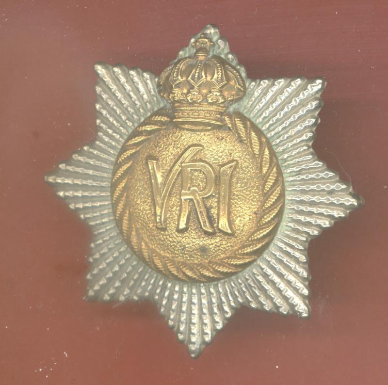 Canadian Royal Canadian Regiment cap badge