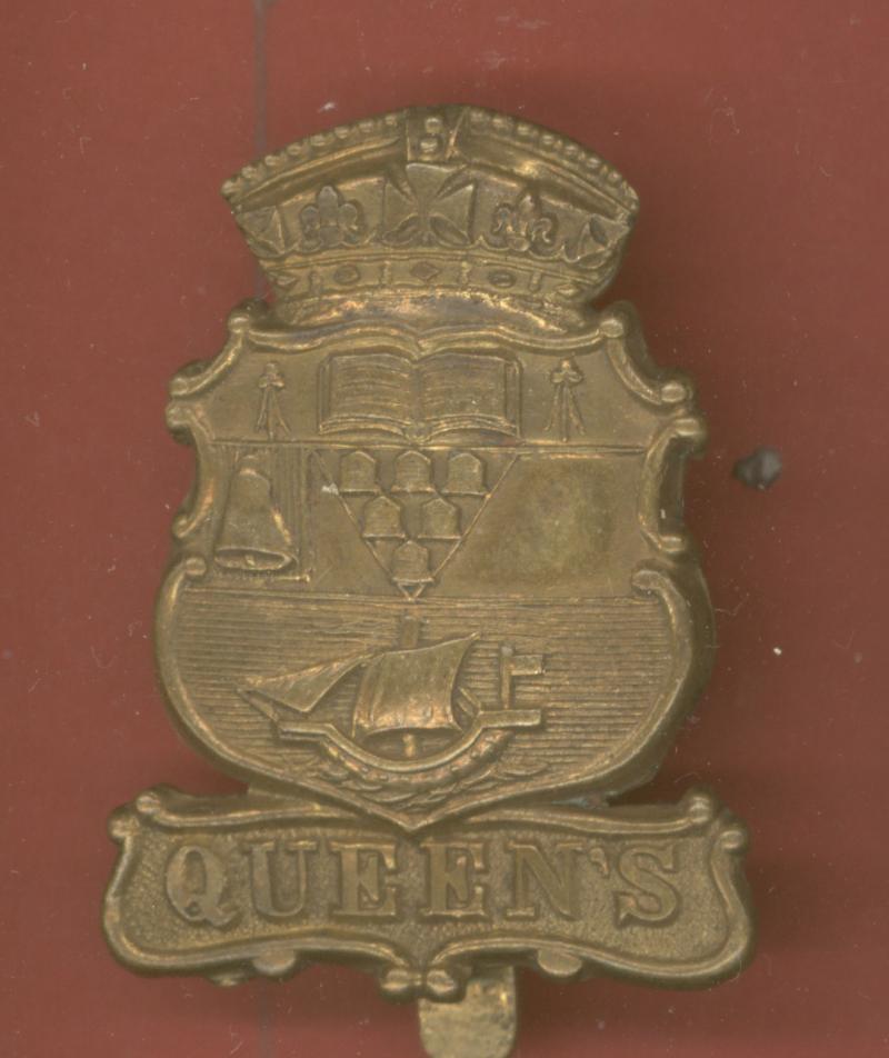 Queen's University Belfast O.T.C.  cap badge