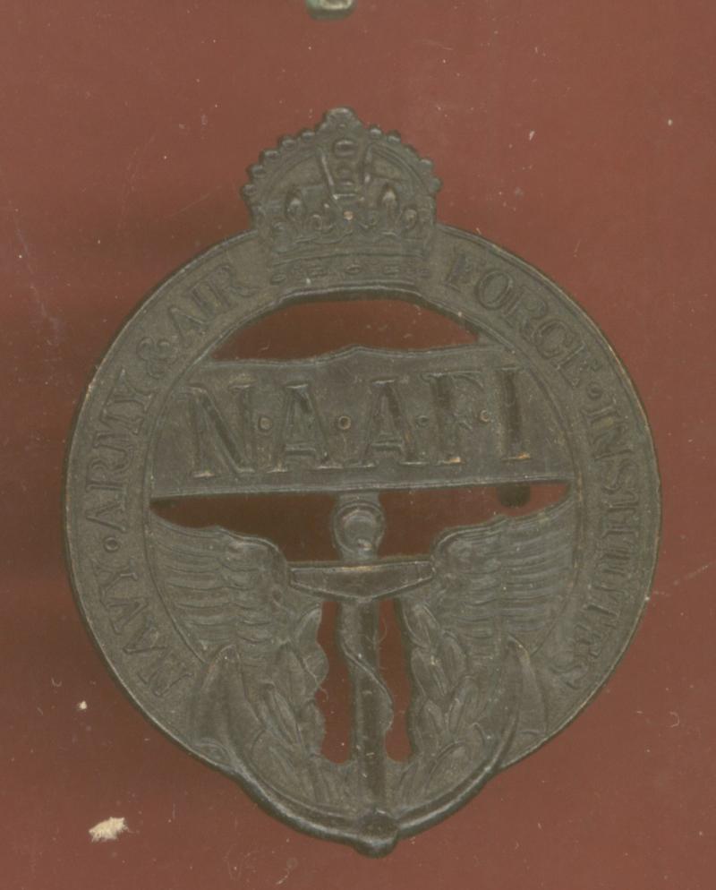 N.A.A.F.I. WW2 Bronze cap badge