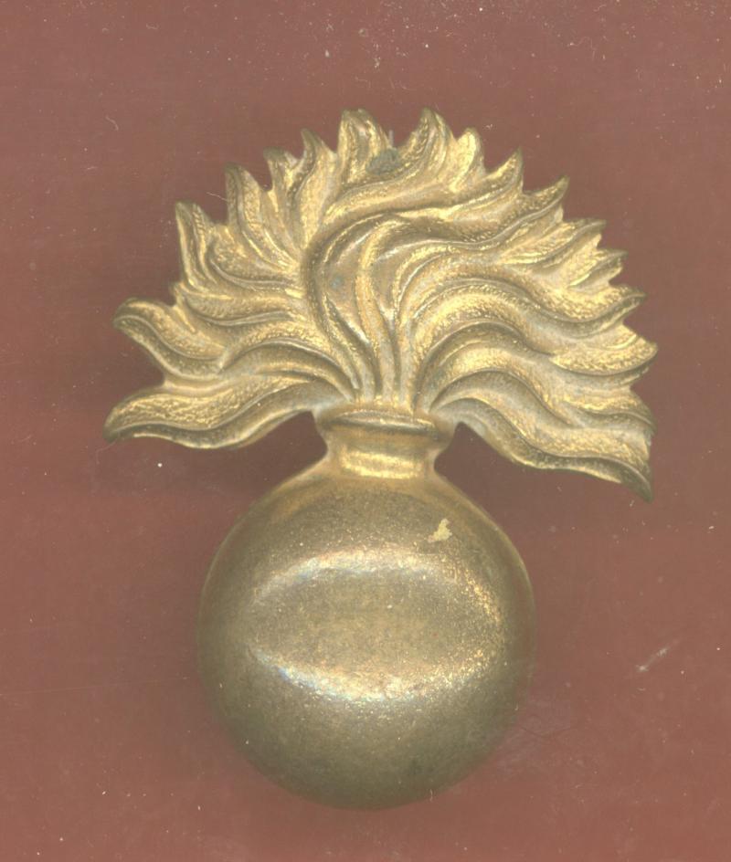 Grenadier Guards Guardsman cap badge