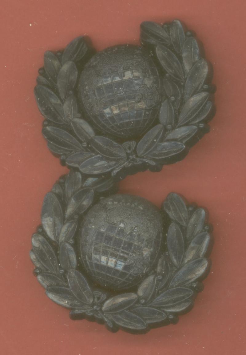 Royal Marines WW2 blue plastic economy collar badges
