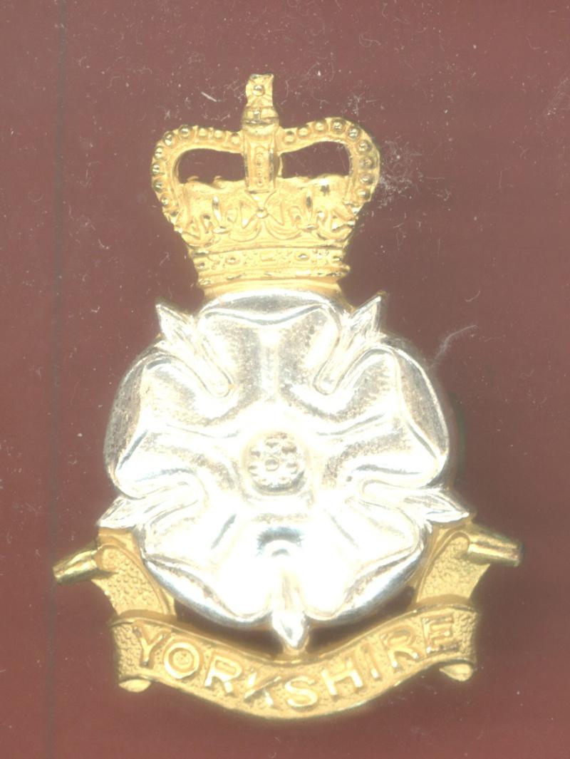 Yorkshire Brigade Officer's cap badge