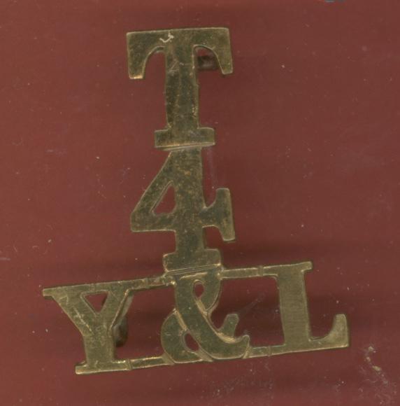 T / 4 / Y&L 4th bn. York & Lancaster  WW1 shoulder title